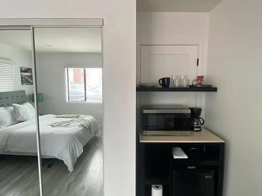 Sunny Studio In The Heart Of Venice - A Los Angeles 0*,  United States